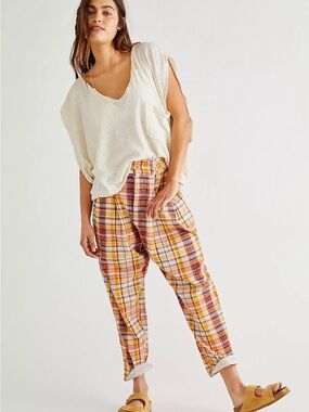 Free People Plaid Relaxed Tapered Pants. Size S